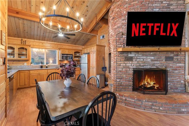 816 Chamois Drive, Crestline, CA 92325