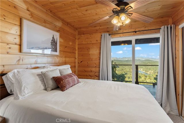 816 Chamois Drive, Crestline, CA 92325