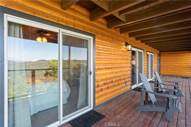 816 Chamois Drive, Crestline, CA 92325