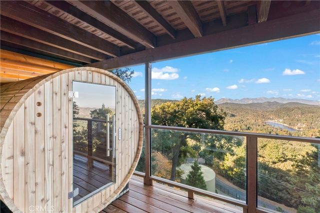 816 Chamois Drive, Crestline, CA 92325