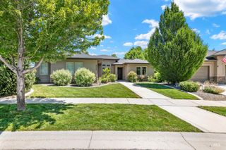 3717 W Dublin Dr, Eagle, ID 83616