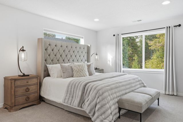 2025 E 33rd Ave, Spokane, WA 99203