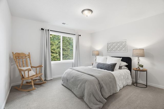 2025 E 33rd Ave, Spokane, WA 99203