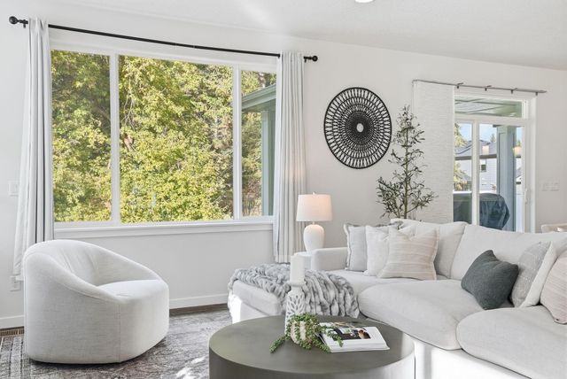 2025 E 33rd Ave, Spokane, WA 99203