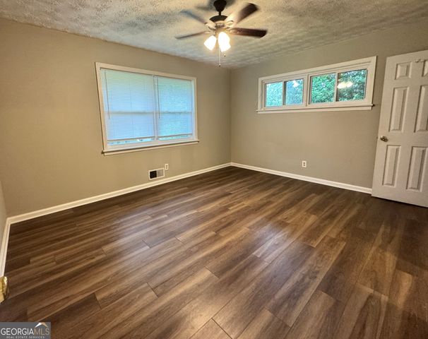 452 Windsor Drive SW, Marietta, GA 30064