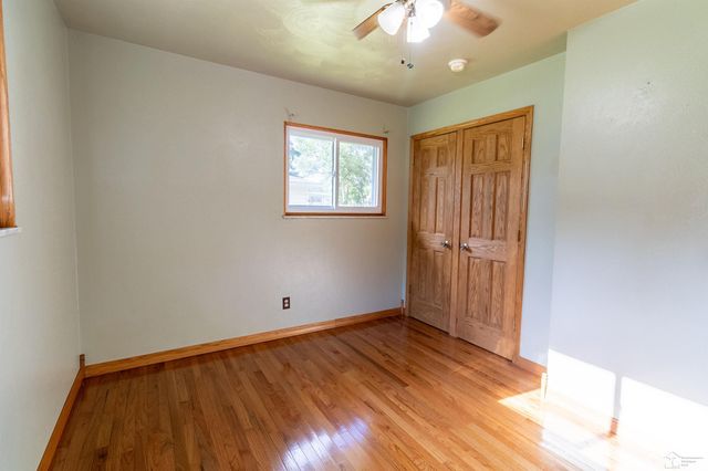 8940 Woodside Drive, Temperance, MI 48182
