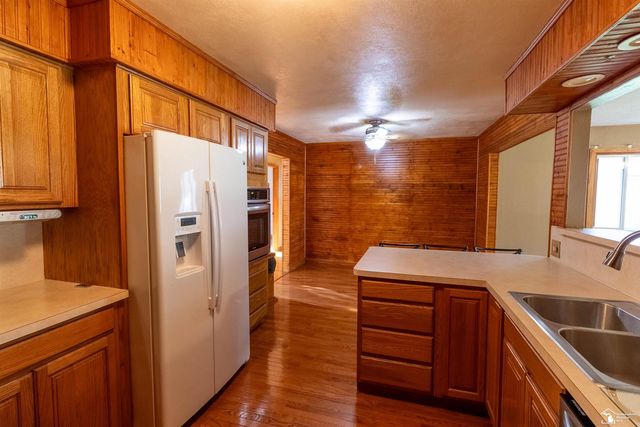 8940 Woodside Drive, Temperance, MI 48182