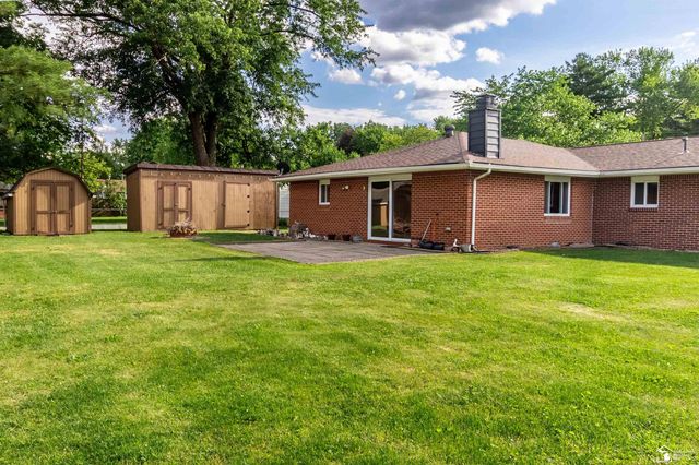 8940 Woodside Drive, Temperance, MI 48182