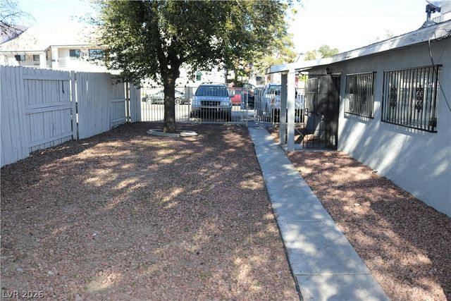 1828 Lewis Avenue, Las Vegas, NV 89101