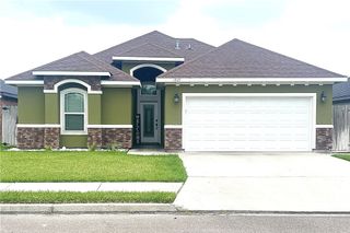 1825 Paraiso Dr, Kingsville, TX 78363