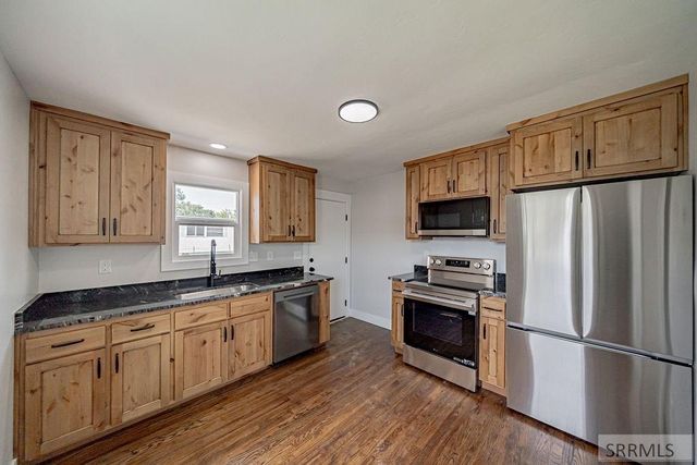 461 Gladstone Street, Idaho Falls, ID 83401