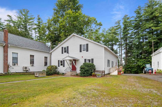14 Church Street, Kingston, NH 03848