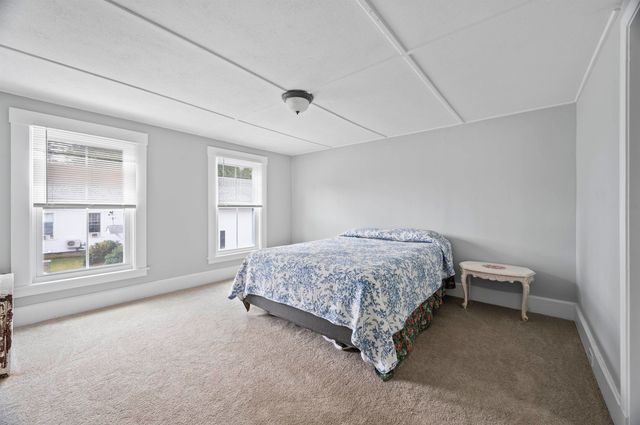 14 Church Street, Kingston, NH 03848