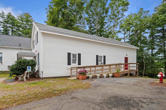 14 Church Street, Kingston, NH 03848