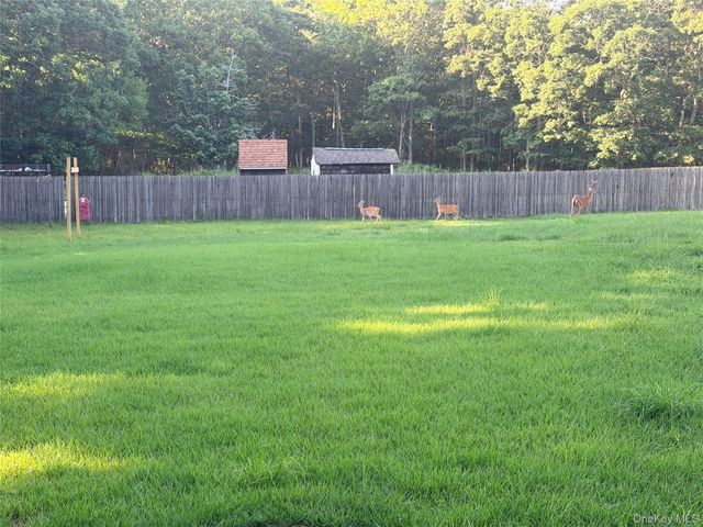 484 N Magee Street, Southampton, NY 11968