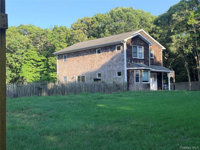 484 N Magee Street, Southampton, NY 11968