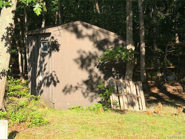 484 N Magee Street, Southampton, NY 11968