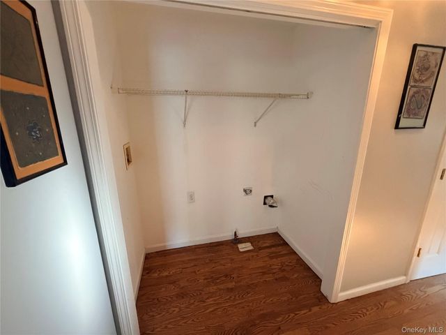 484 N Magee Street, Southampton, NY 11968