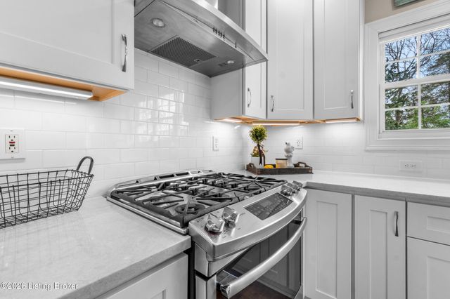 3100 Colton Ct, Crestwood, KY 40014