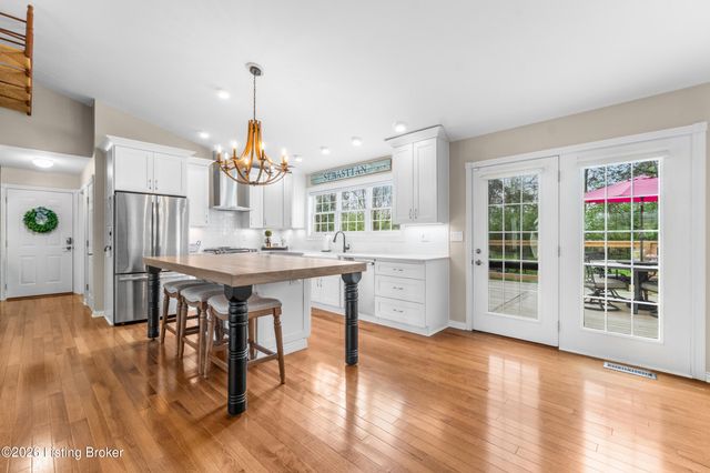 3100 Colton Ct, Crestwood, KY 40014