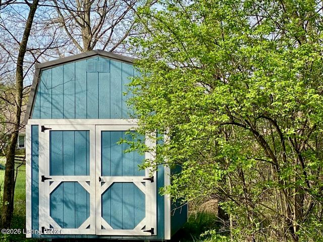 3100 Colton Ct, Crestwood, KY 40014