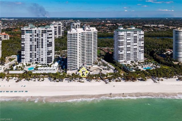 8231 Bay Colony DR 2004, Naples, FL 34108