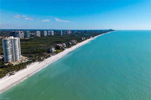 8231 Bay Colony DR 2004, Naples, FL 34108