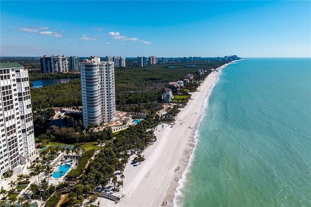 8231 Bay Colony DR 2004, Naples, FL 34108