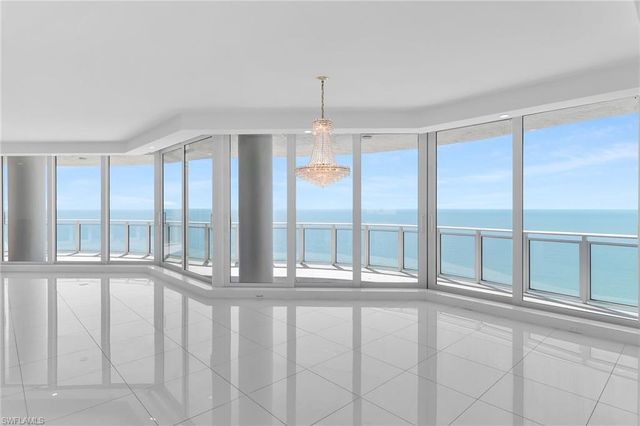 8231 Bay Colony DR 2004, Naples, FL 34108