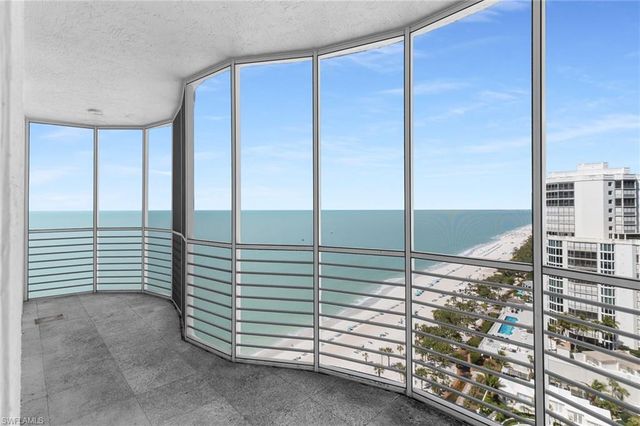 8231 Bay Colony DR 2004, Naples, FL 34108