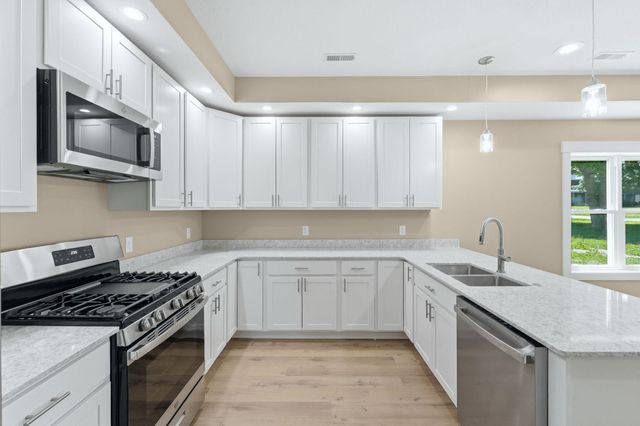 206 W Lincoln Street, Ashley, IN 46705