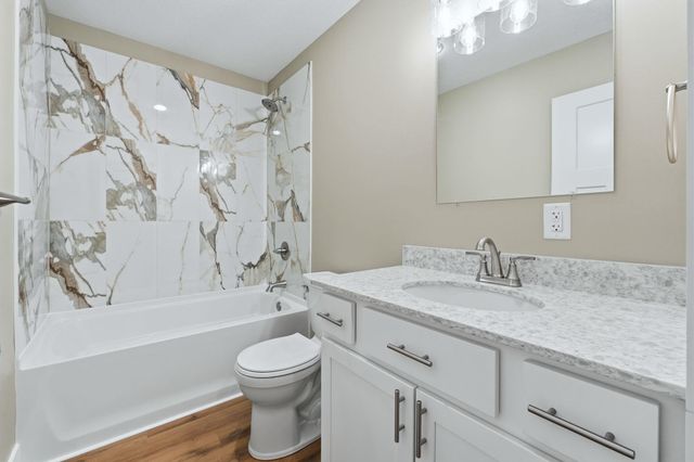 206 W Lincoln Street, Ashley, IN 46705