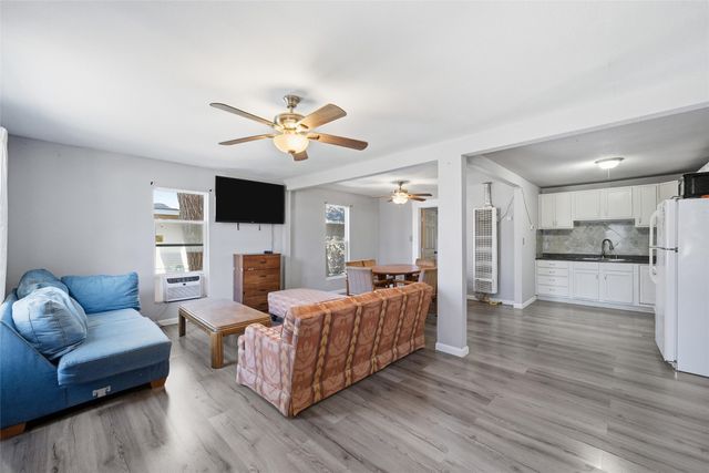 705 N 33rd Street, Waco, TX 76707