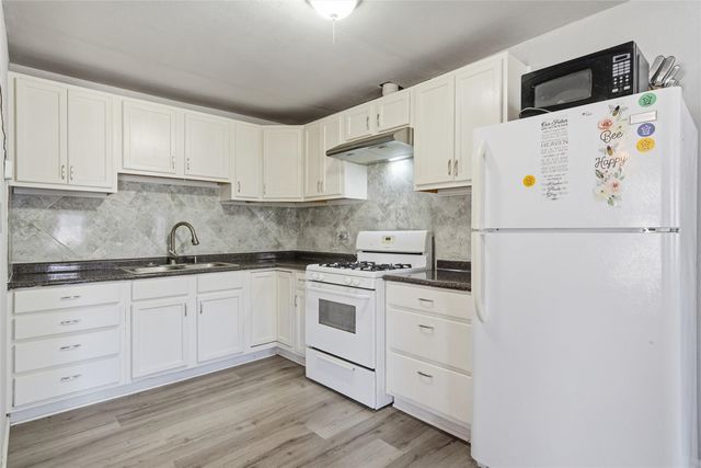 705 N 33rd Street, Waco, TX 76707