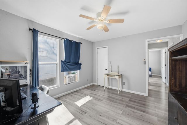 705 N 33rd Street, Waco, TX 76707