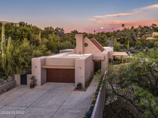 4747 N La Lomita, Tucson, AZ 85718