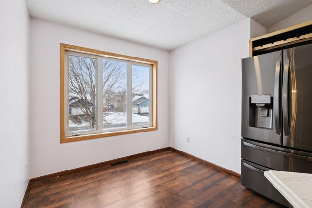 14200 Belfast Court, Rosemount, MN 55068