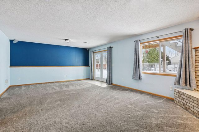 14200 Belfast Court, Rosemount, MN 55068