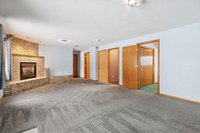 14200 Belfast Court, Rosemount, MN 55068