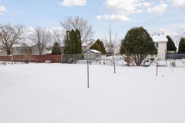 14200 Belfast Court, Rosemount, MN 55068