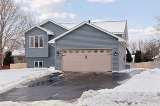 14200 Belfast Court, Rosemount, MN 55068