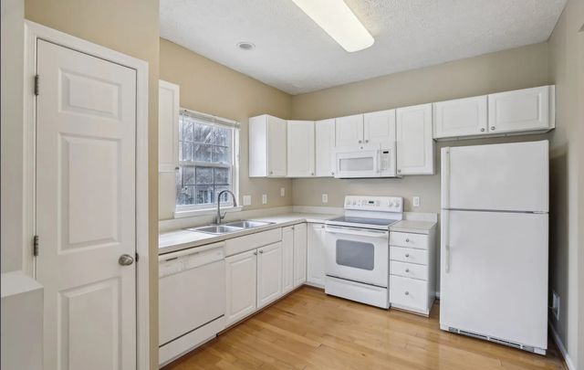 7841 Heaton Way, Nashville, TN 37211