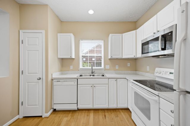 7841 Heaton Way, Nashville, TN 37211