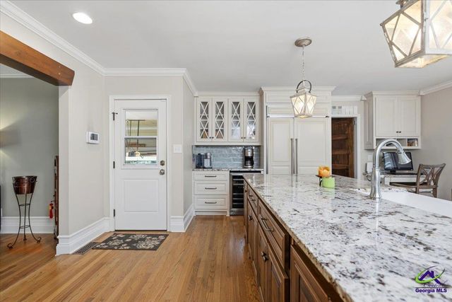 377 S Old Club Road, Macon, GA 31210