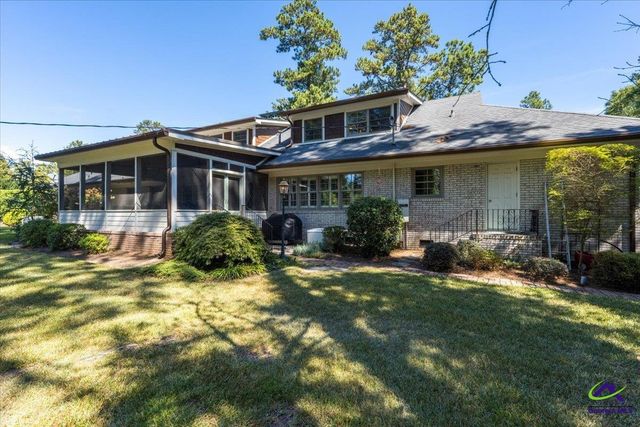 377 S Old Club Road, Macon, GA 31210
