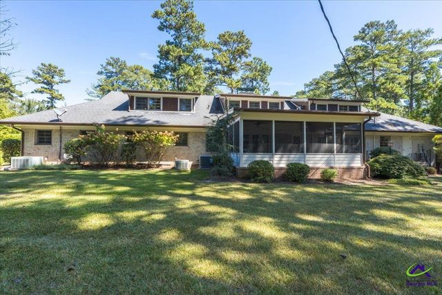 377 S Old Club Road, Macon, GA 31210