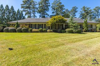 377 S Old Club Road, Macon, GA 31210