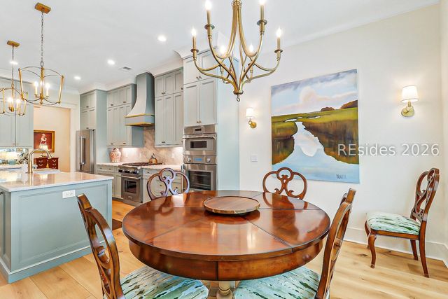 12 Primrose Ln, Hilton Head Island, SC 29926
