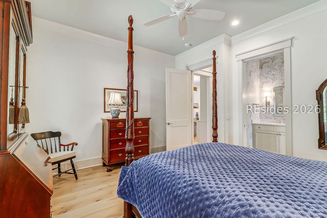 12 Primrose Ln, Hilton Head Island, SC 29926