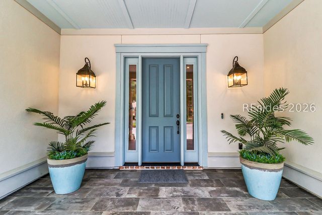 12 Primrose Ln, Hilton Head Island, SC 29926